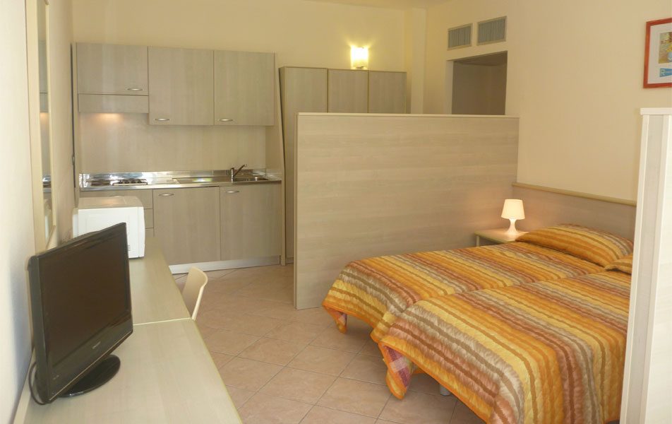 Holiday apartments for 2-4 people: sleeping area | Villaggio Borgoverde Imperia